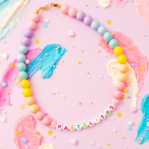 Collar Pastelitos (Letras)